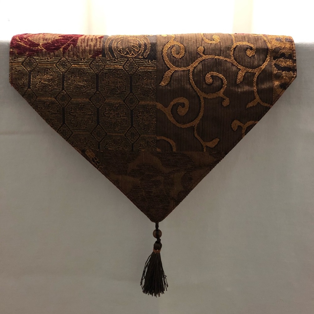 Table Runner